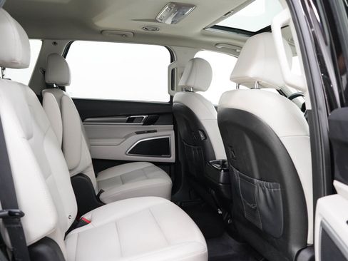 Used 2022 Kia Telluride S AWD/4WD image 13