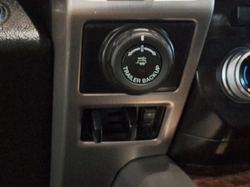 Used 2016 Ford F150 Platinum w/ Trailer Tow Package AWD/4WD image 24