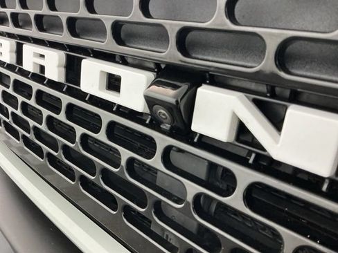 Used 2023 Ford Bronco Wildtrak AWD/4WD image 10