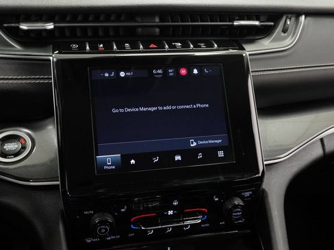 Certified 2022 Jeep Grand Cherokee Laredo w/ Luxury Tech Group I AWD/4WD image 32