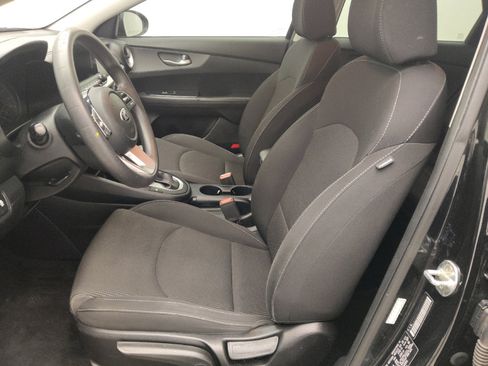 Used 2020 Kia Forte LXS image 17