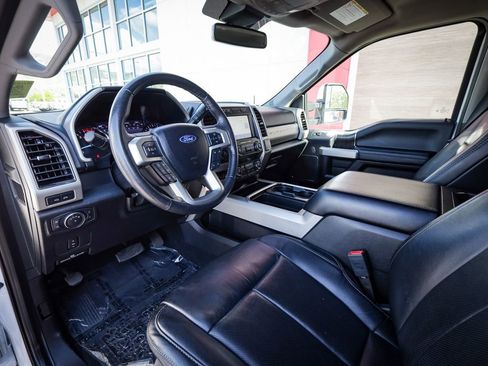 Used 2020 Ford F250 Lariat w/ Lariat Value Package AWD/4WD image 12