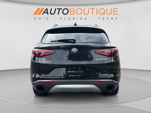 Used 2023 Alfa Romeo Stelvio Ti w/ Active Assist Plus Package AWD/4WD image 4