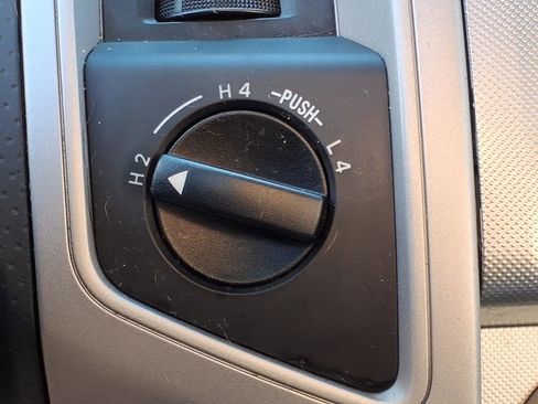 Used 2008 Toyota Tacoma V6 image 8