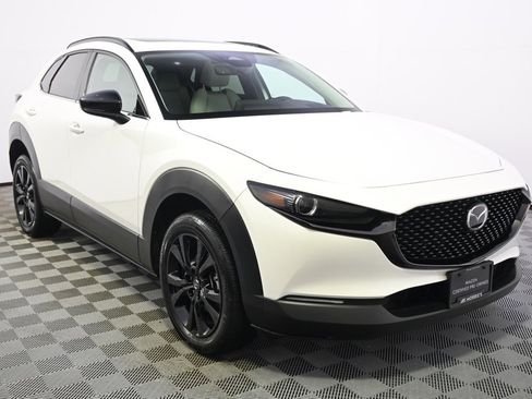 Certified 2025 MAZDA CX-30 2.5 Turbo w/ Premium Package image 8