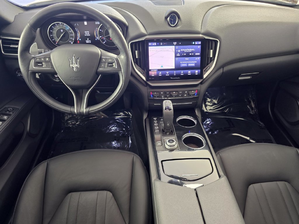 Used 2023 Maserati Ghibli Modena RWD image 13
