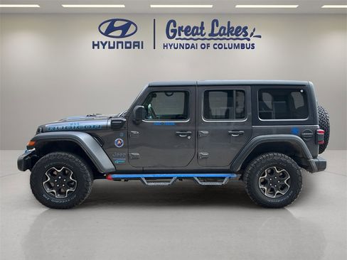 Used 2022 Jeep Wrangler Unlimited Rubicon 4xe image 2