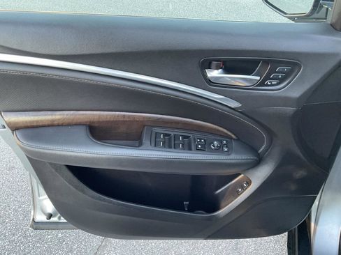 Used 2020 Acura MDX w/Technology Pkg image 16