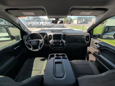 Used 2021 Chevrolet Silverado 2500 LT w/ Z71 Off-Road Package AWD/4WD image 6