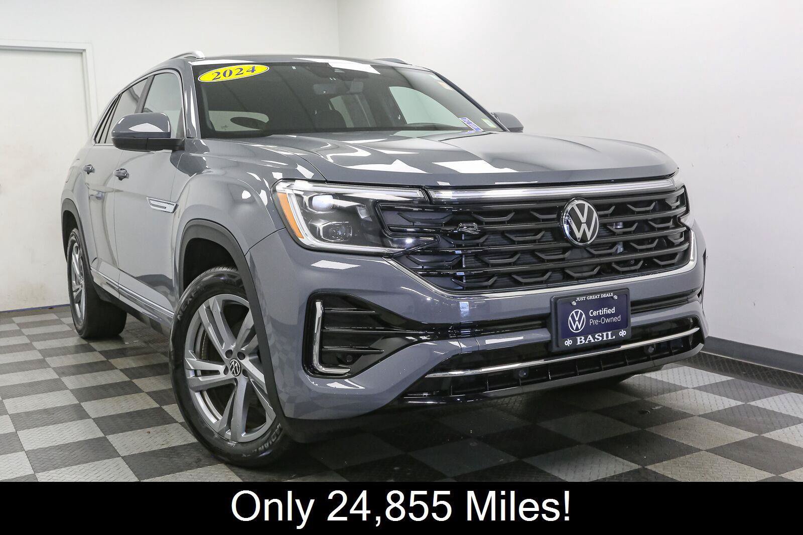 Certified 2024 Volkswagen Atlas Cross Sport SEL R-Line AWD/4WD image 3