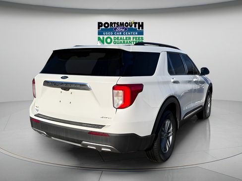 Used 2022 Ford Explorer XLT w/ Equipment Group 202A AWD/4WD image 31