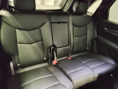 Used 2020 Cadillac XT5 Luxury image 11