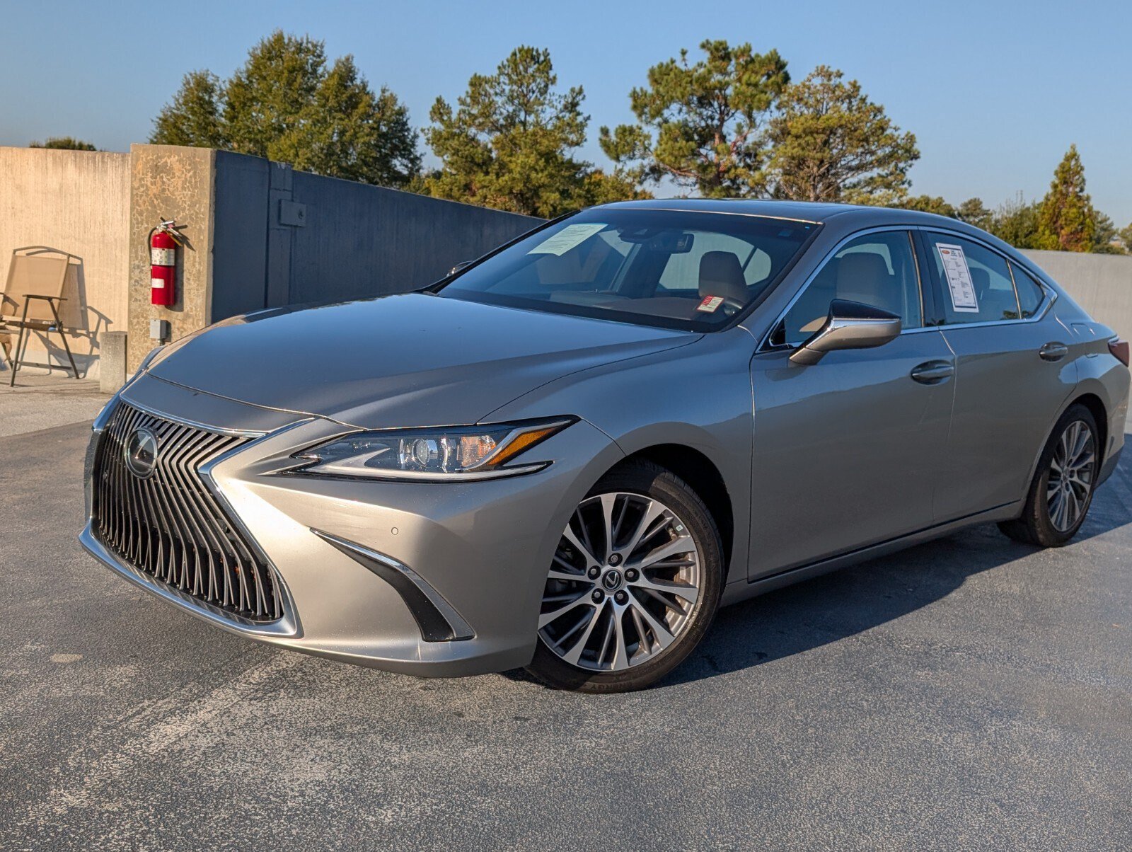 Used 2021 Lexus ES 350 w/ Premium Package FWD image 1