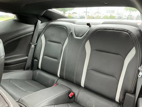 Used 2019 Chevrolet Camaro SS RWD image 33