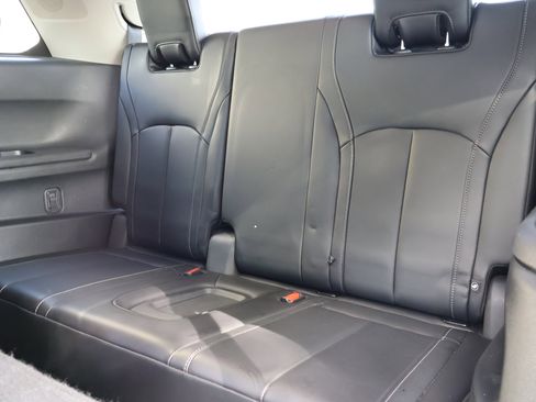 Certified 2023 INFINITI QX60 Luxe w/ Cargo Package image 17