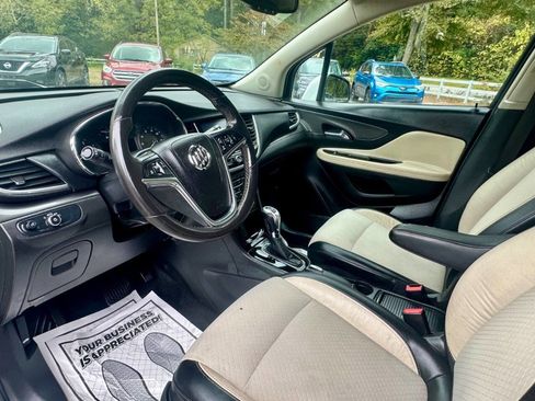 Used 2017 Buick Encore Preferred image 9