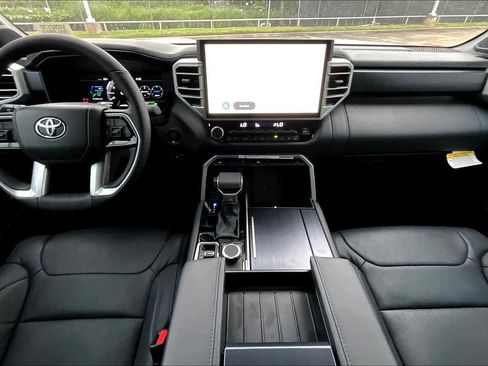 New 2025 Toyota Tundra Platinum image 5