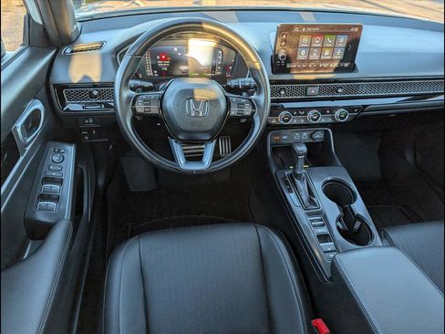 Used 2023 Honda Civic Sport Touring image 6