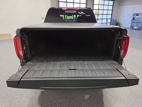 Used 2023 GMC Sierra 1500 SLT w/ SLT Premium Package AWD/4WD image 37
