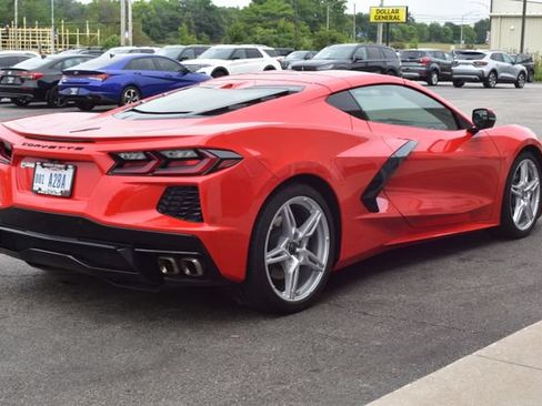 Used 2022 Chevrolet Corvette Stingray Preferred Cpe w/ 2LT RWD image 11