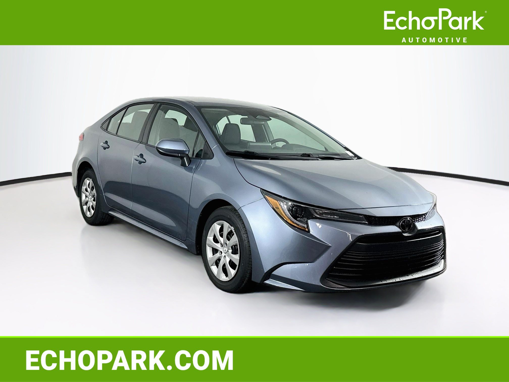 Used 2026 Toyota Corolla LE FWD image 1
