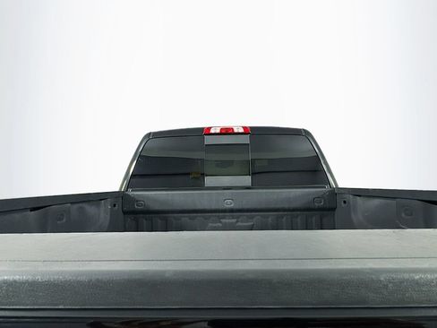 Used 2018 Chevrolet Silverado 1500 LTZ Z71 w/ LTZ Plus Package AWD/4WD image 32