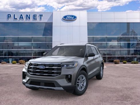 New 2026 Ford Explorer Active w/ Active Comfort Package RWD image 2