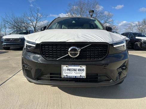 New 2026 Volvo XC40 B5 Ultra w/ Climate Package image 2
