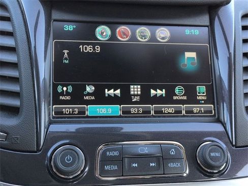 Used 2020 Chevrolet Impala LT image 23