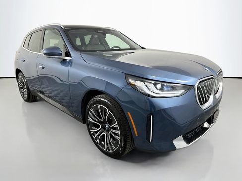 Used 2026 BMW X3 xDrive30i w/ Convenience Package AWD/4WD image 3