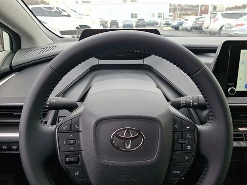 New 2026 Toyota Prius LE image 16