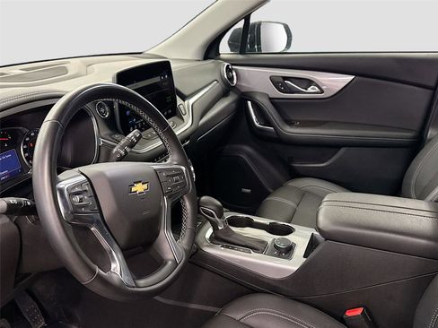 Used 2024 Chevrolet Blazer LT w/ Sound & Technology Package AWD/4WD image 4