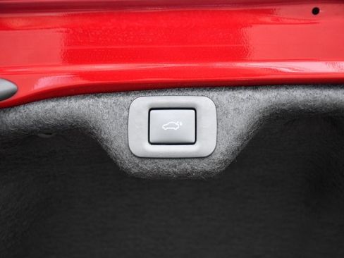 Used 2025 Lexus ES 300h Ultra Luxury image 32