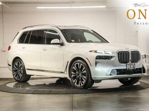 Used 2024 BMW X7 xDrive40i w/ Executive Package AWD/4WD image 1