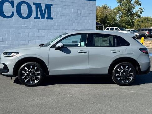 New 2026 Honda HR-V EX-L image 7