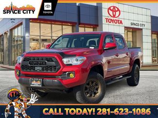Used 2023 Toyota Tacoma SR video 1