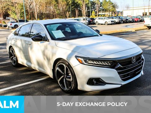 Used 2022 Honda Accord Sport image 4