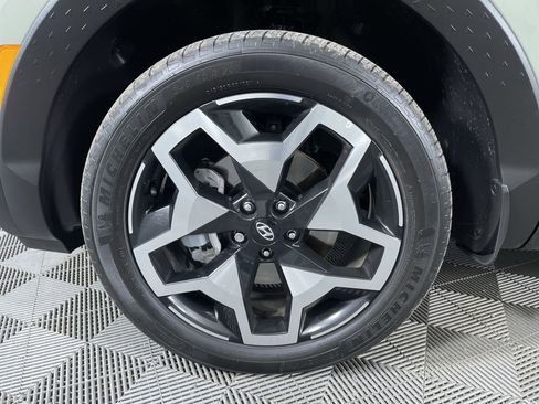 Used 2024 Hyundai Santa Cruz Limited image 26