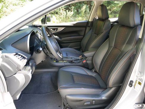 Used 2023 Subaru Crosstrek 2.5i Limited image 3