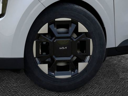 New 2026 Kia Carnival EX FWD image 9