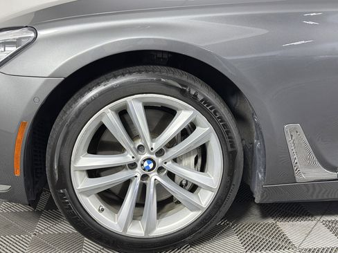 Used 2016 BMW 750i xDrive image 7
