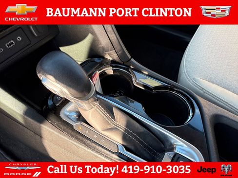 Used 2023 Buick Encore GX Preferred w/ Cold Weather Comfort Package FWD image 25