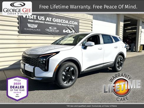 New 2026 Kia Sportage LX image 1