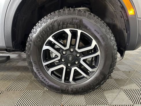 Used 2025 Ford Ranger XLT w/ Advanced Towing Package image 31