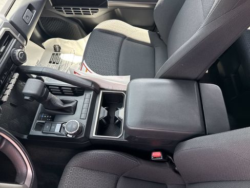 Certified 2026 Toyota 4Runner SR5 AWD/4WD image 22