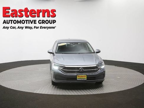 Used 2024 Volkswagen Jetta SE FWD image 45