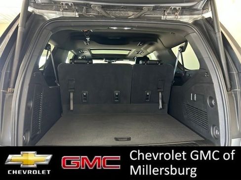 Used 2021 Chevrolet Suburban LT AWD/4WD image 11
