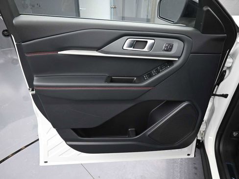 New 2026 Ford Explorer ST image 25