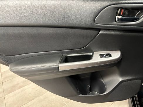 Used 2015 Subaru Crosstrek 2.0i Premium image 16