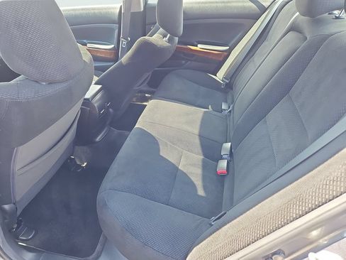 Used 2011 Honda Accord EX image 25